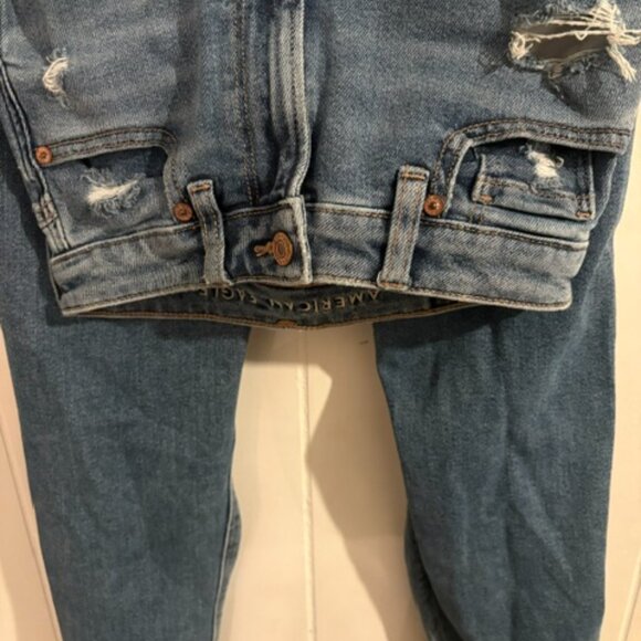 Medium Wash Ripped American Eagle Mom Straight Jeans in size 00 Regular - Picture 2 of 5